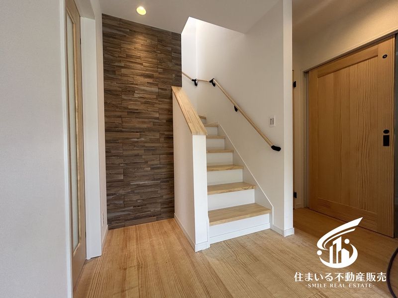 Renovated 2LDK House for Sale in Yawata, Kyoto - Thumbnail 3