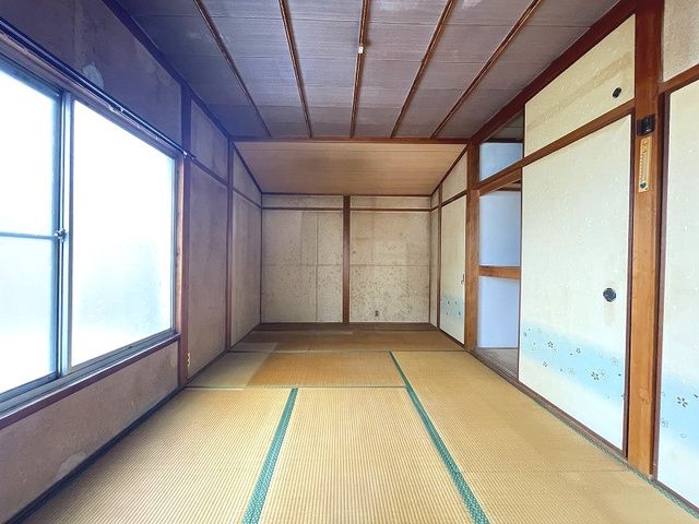 4DK Detached House for Sale in Jōyō, Kyoto - 8 Min Walk to Station - Thumbnail 2