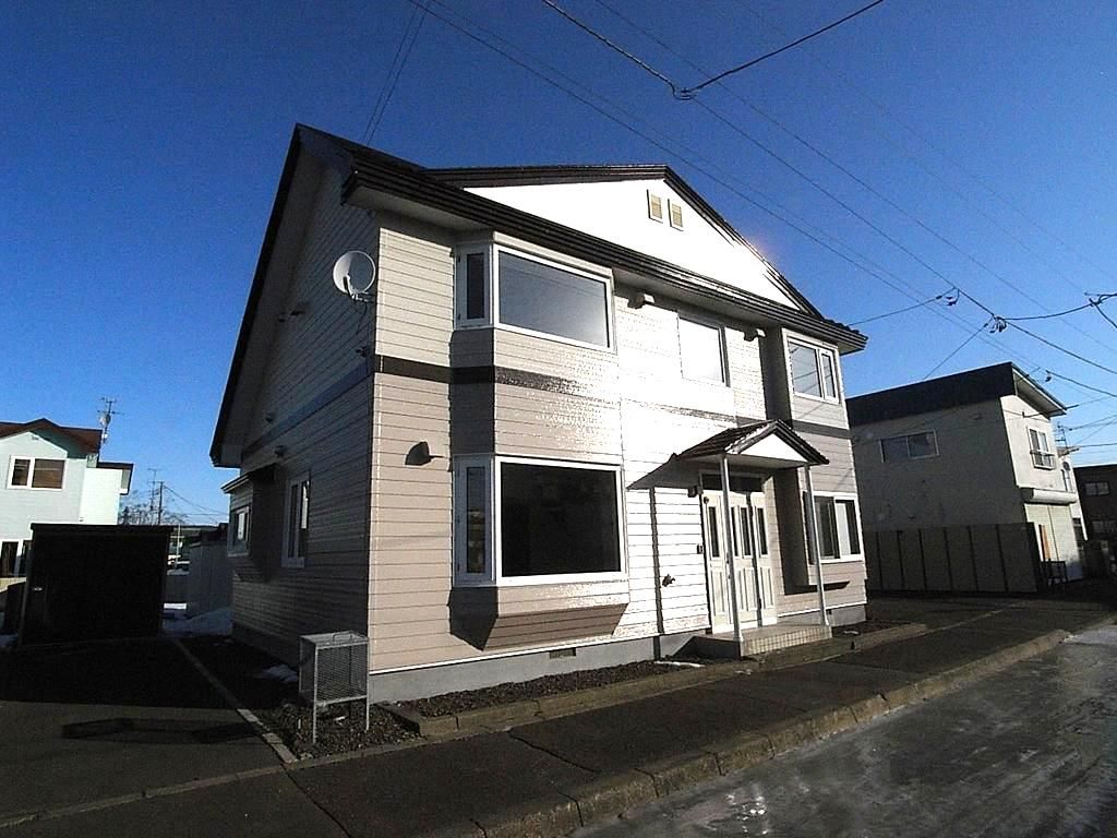 Renovated 3SLDK House for Sale in Kushiro, Hokkaido - Thumbnail 2