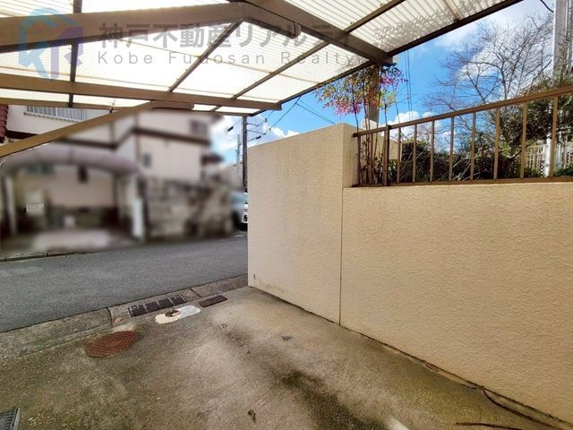 4DK Detached House with Garden in Kami no Tani, Kobe - Thumbnail 2