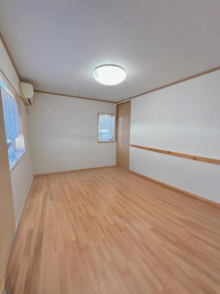 4LDK Detached House for Sale near Kitanoda Station, Sakai, Osaka - Thumbnail 3