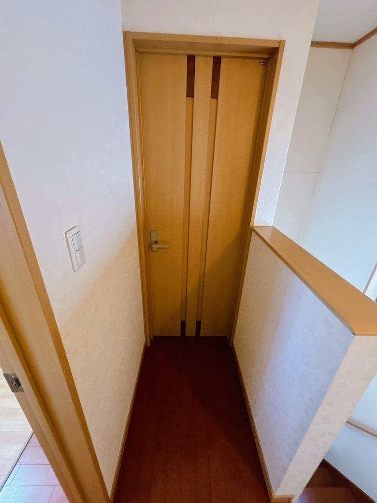 4LDK Detached House for Sale near Kitanoda Station, Sakai, Osaka - Image 1