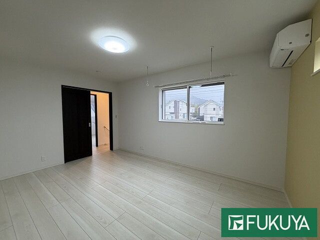 Modern 2LDK House in Kobe Suma Ward | 2023 Build with Parking - Thumbnail 4