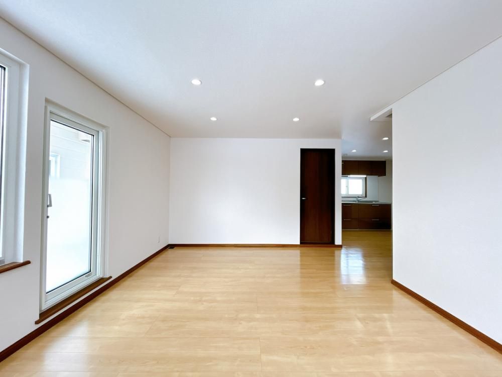 Renovated 4LDK Detached House in Iwamizawa, Hokkaido - Thumbnail 3