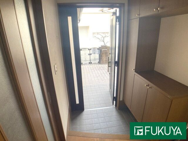 4LDK House for Sale in Tsujii, Himeji - 99.87 sqm - Thumbnail 2