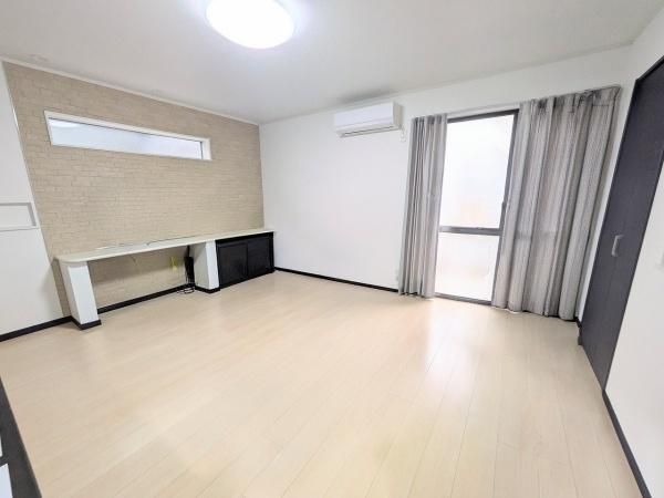 4LDK House for Sale in Kadoma, Osaka - 93.78m² - Thumbnail 3