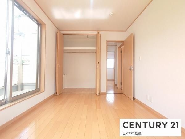 3LDK Renovated House for Sale in Izumi City, Osaka - Thumbnail 4