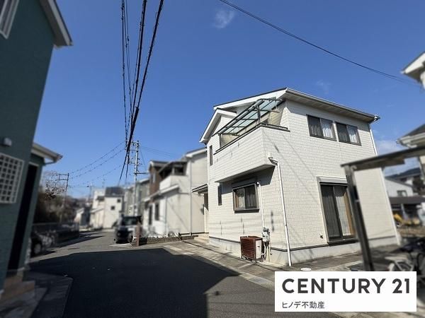 3LDK Renovated House for Sale in Izumi City, Osaka - Thumbnail 3