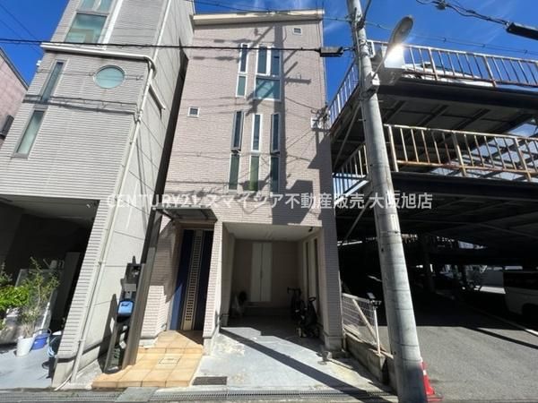 3LDK Detached House for Sale in Tsurumi Ward, Osaka - Thumbnail 3