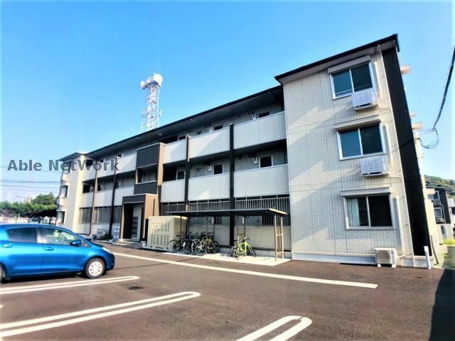 3-Story Wooden Apartment Building in Kita-ku, Kumamoto - Thumbnail 4