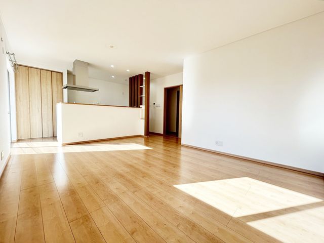 2016 Built 3LDK House for Sale in Sakai, Osaka - Thumbnail 4