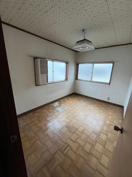 4LDK Steel Frame House for Sale in Higashiosaka, Osaka - Thumbnail 2