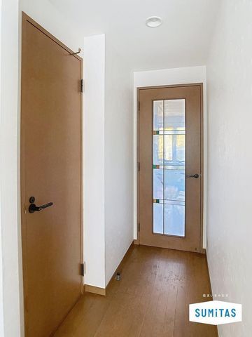 Office-Integrated Home in Okayama City - 1SLDK 161.86m² - Thumbnail 2