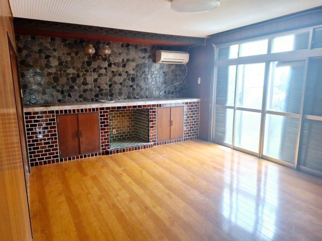 6DK Detached House for Sale in Misaki Town, Osaka - 390万円 - Thumbnail 3