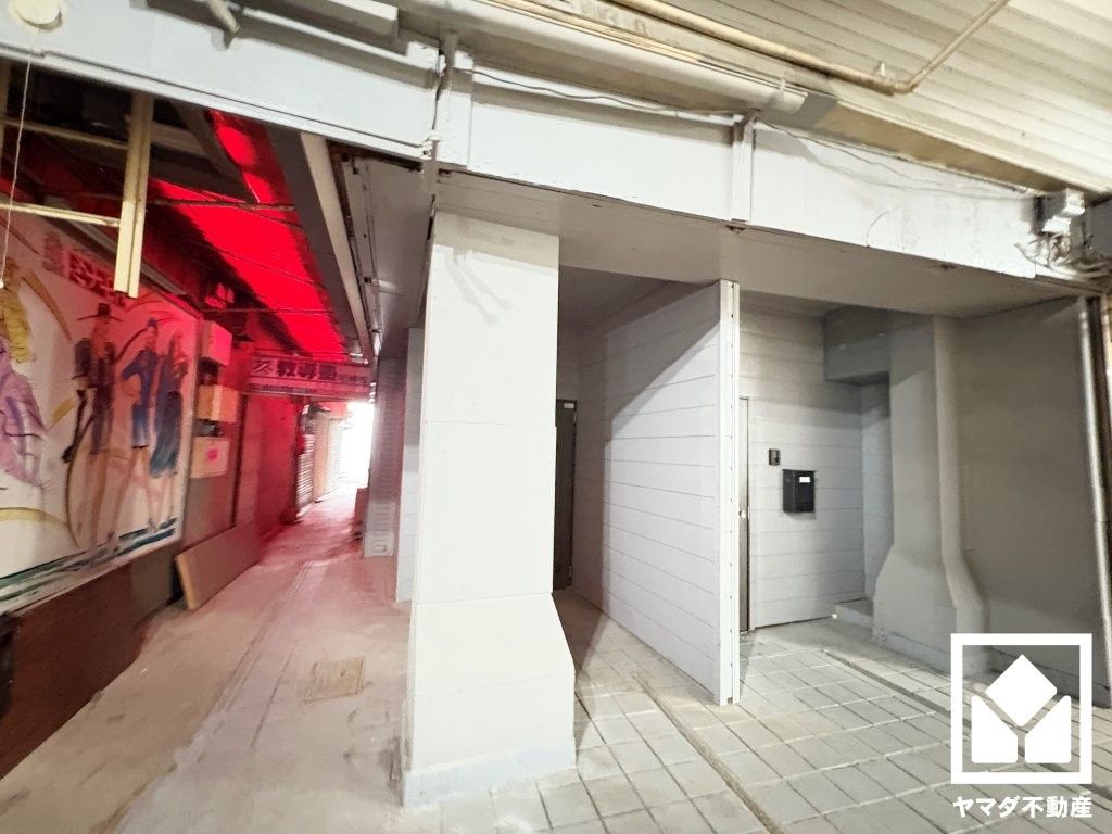 Renovated 3LDK Steel-Frame House in Amagasaki, Hyogo - Thumbnail 3