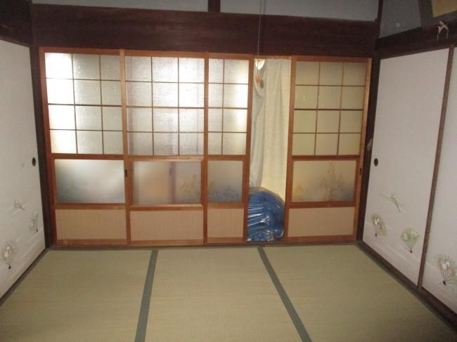 Seaside Home in Kasaoka with Garden Views - Thumbnail 4