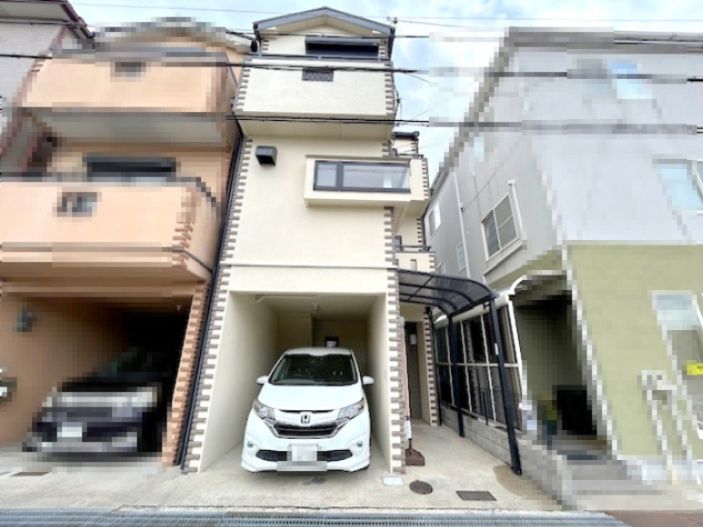 Renovated 3LDK Detached House for Sale in Neyagawa, Osaka - Thumbnail 2
