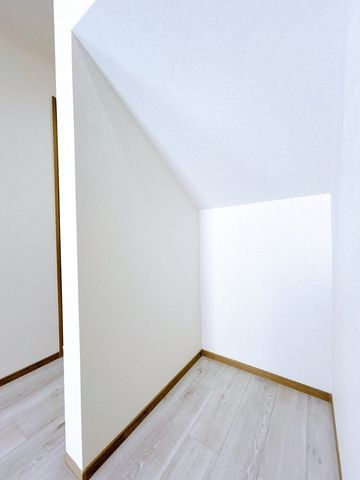 Renovated 4LDK House in Hiji Town, Oita - 129.55 sqm - Thumbnail 4