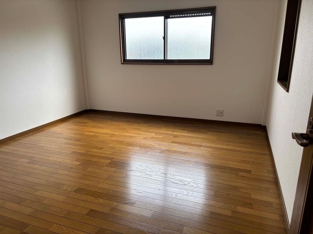 4LDK Steel-Frame House for Sale in Higashisumiyoshi, Osaka - Thumbnail 2