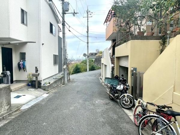 3SLDK Detached House for Sale in Kashiwara City, Osaka - Thumbnail 2