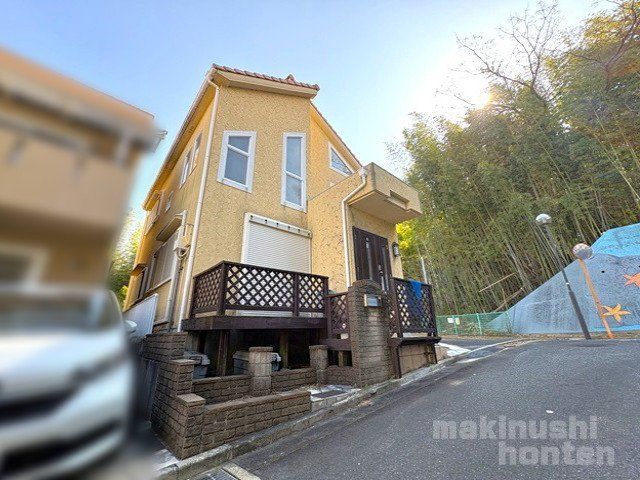 4LDK Corner House with Solar Power in Habikino, Osaka - Thumbnail 4