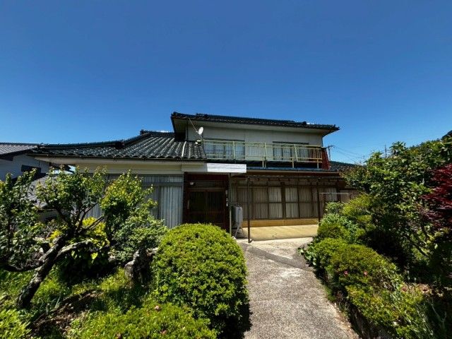 Vast Land & 7DK Home in Chikuhoku Village, Nagano - 58M Yen - Thumbnail 2