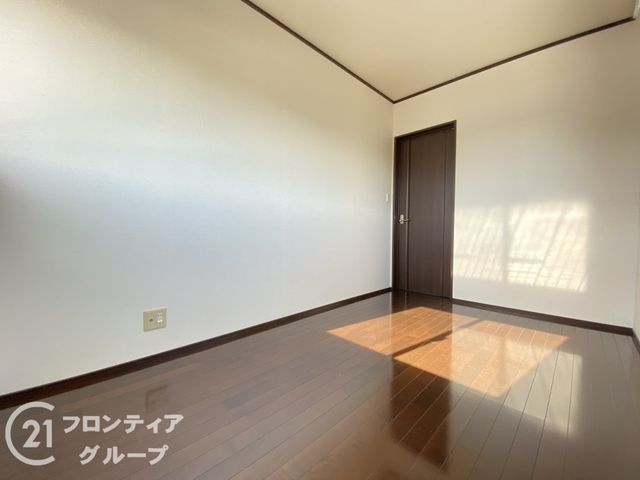 4LDK Family House for Sale in Kobe Shiraiwa, Hyogo - Thumbnail 3