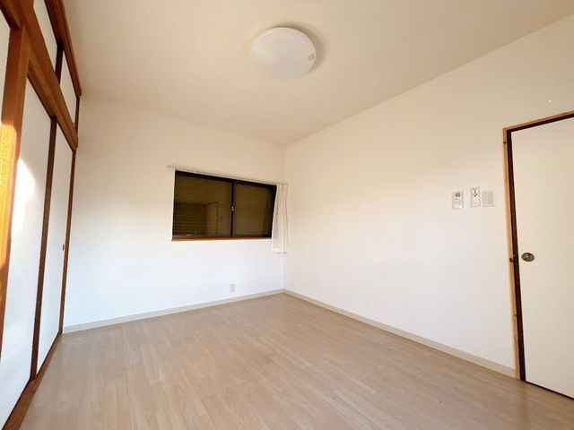 4LDK Wooden House for Sale in Ikoma, Nara | 84.5 sqm - Thumbnail 3