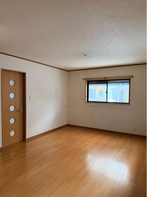 3SLDK Detached House for Sale in Izumi City, Osaka - Thumbnail 2