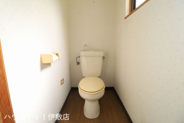 5DK House for Sale in Aira City, Kagoshima - 180.95 sqm - Thumbnail 3