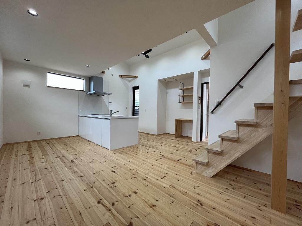 Modern 3LDK House in Akashi City, 85 sqm - Thumbnail 2
