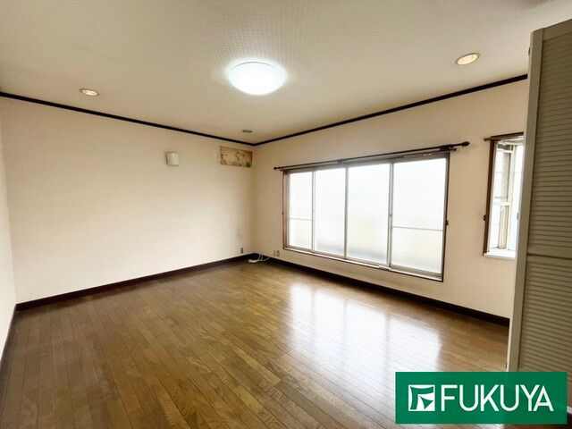 4LDK Detached House for Sale in Yao, Osaka - 99.09 sqm - Thumbnail 2