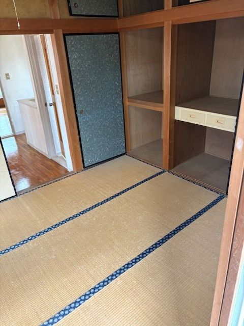 4LDK House for Sale in Katsuragi City, Nara - 101 sqm - Thumbnail 3