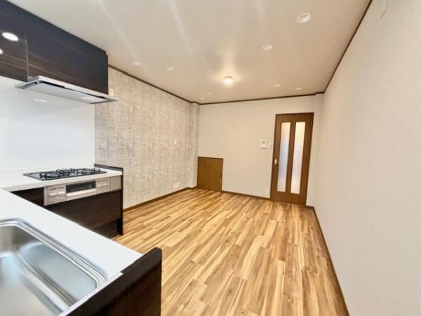 Renovated 4DK Steel House near Teradacho Station, Tennoji, Osaka - Thumbnail 4