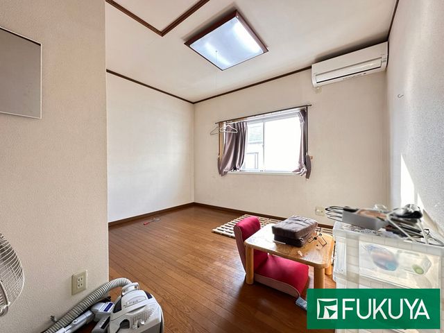 Vacant 3K House for Sale in Higashi-Osaka, Osaka - Thumbnail 4