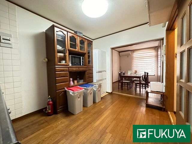 Vacant 3K House for Sale in Higashi-Osaka, Osaka - Thumbnail 3