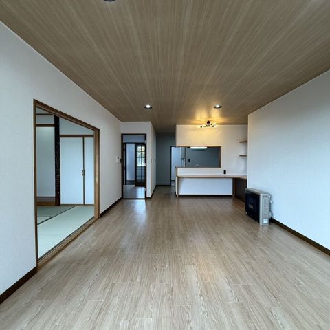 Renovated 3LDK House in Tomakomai, Hokkaido - Move-in Ready - Thumbnail 4