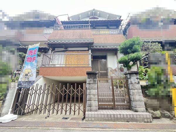 5DK Family Home for Sale in Neyagawa City, Osaka - Thumbnail 2