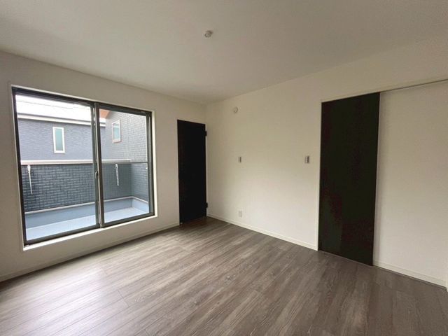 New 4LDK House for Sale in Higashiosaka, Osaka - Thumbnail 3
