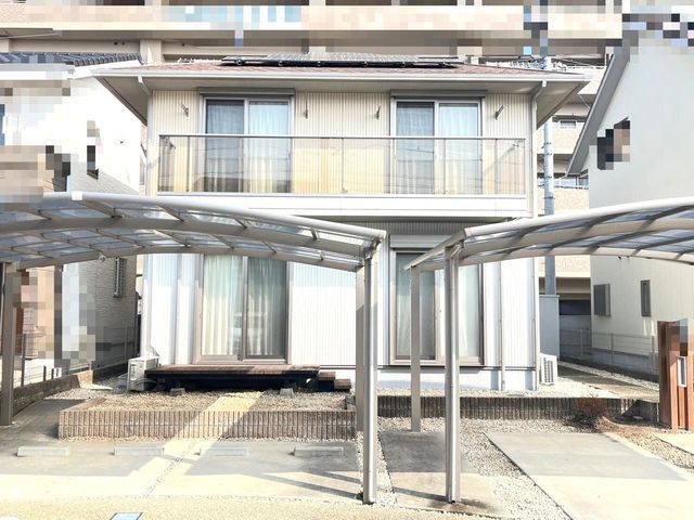 4-Bedroom Solar-Powered House with Parking in Suzuka, Mie - Thumbnail 2