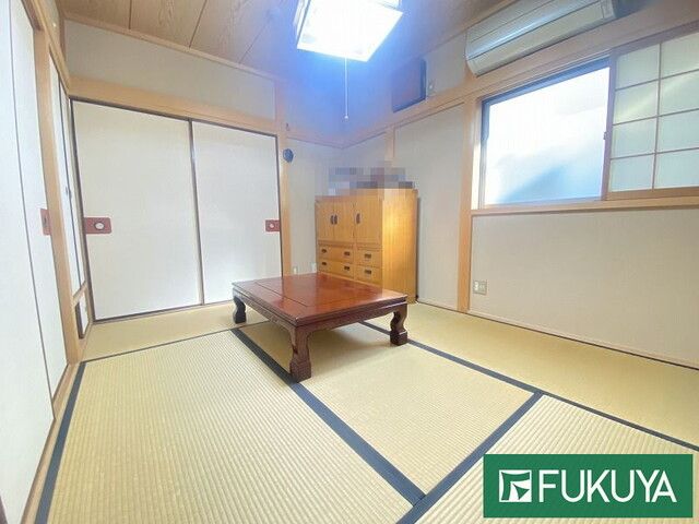 5LDK Detached House for Sale in Suita, Osaka - 124.62㎡ - Thumbnail 2