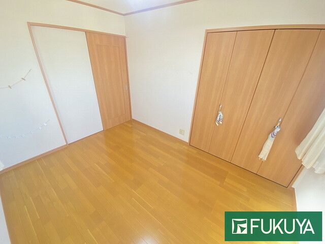 5LDK Detached House for Sale in Suita, Osaka - 124.62㎡ - Thumbnail 3