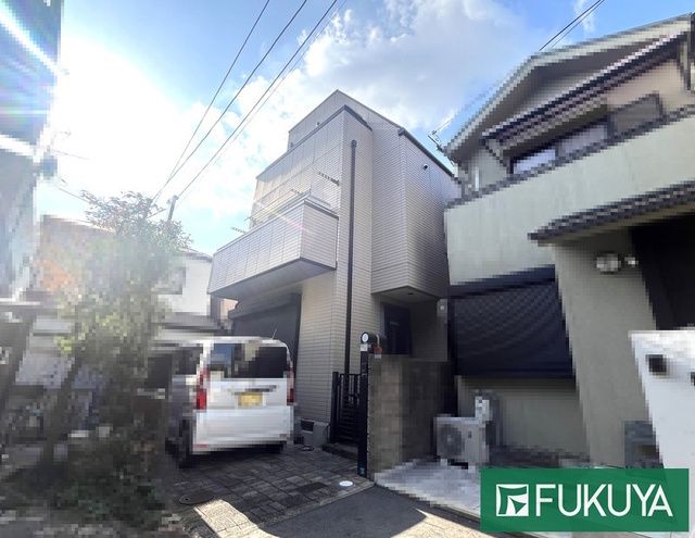 3-Story Lightweight Steel House for Sale in Kobe's Higashinada Ward - Thumbnail 2
