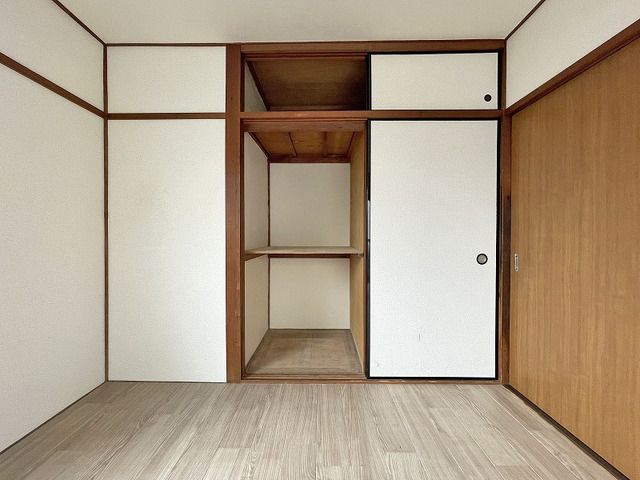 Renovated 4DK House with Parking in Hirakata City, Osaka - Thumbnail 4