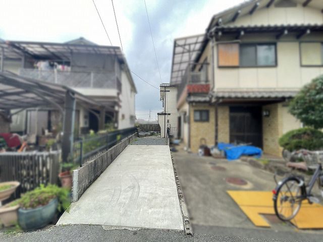 Renovated 4DK House with Parking in Hirakata City, Osaka - Thumbnail 2