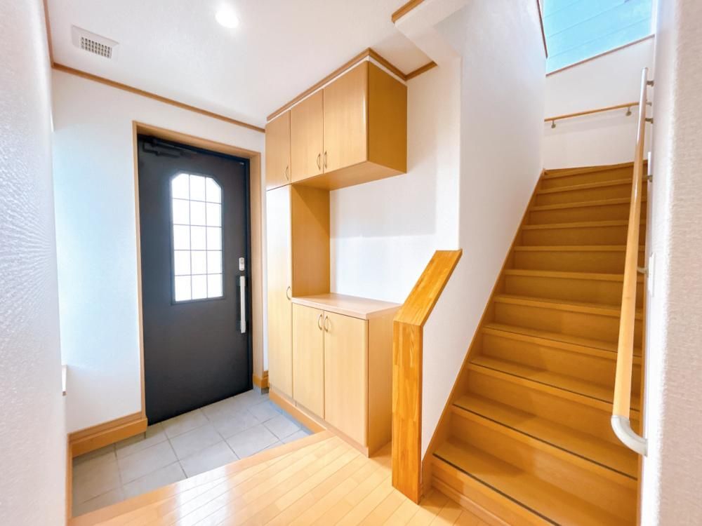 Renovated 4LDK House with Ocean View in Otaru, Hokkaido - Thumbnail 3