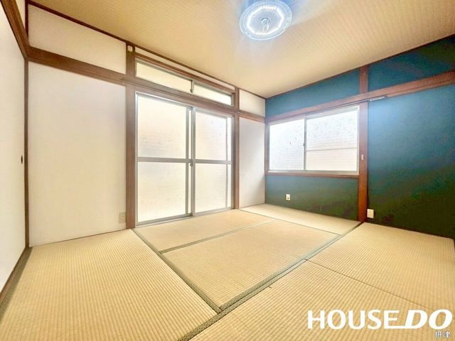 3DK Detached House for Sale in Settsu City, Osaka - Thumbnail 4