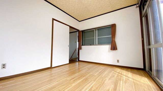4LDK House for Sale Near Tomio Station, Nara City - Thumbnail 2