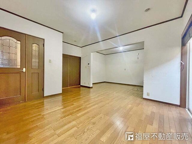 5LDK Detached House for Sale in Yao, Osaka - 138.69 sqm - Thumbnail 3