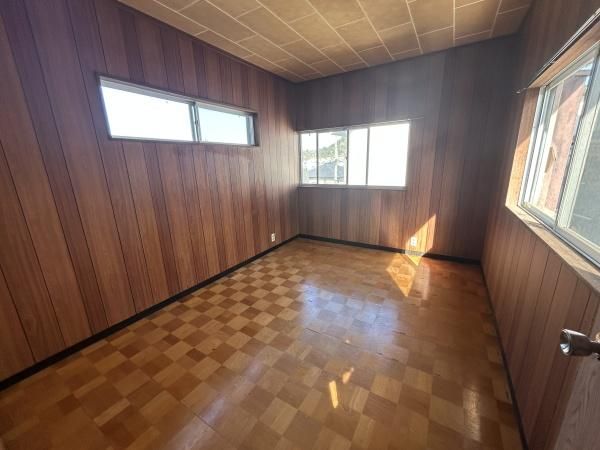 4DK Detached House for Sale in Hannan City, Osaka - Thumbnail 4